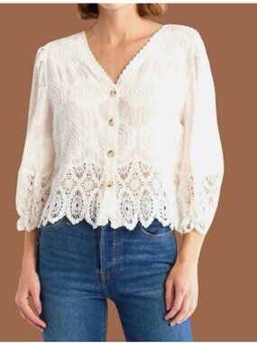 LIV Los Angeles Women’s Embroidered Ivory Button Up Top size m